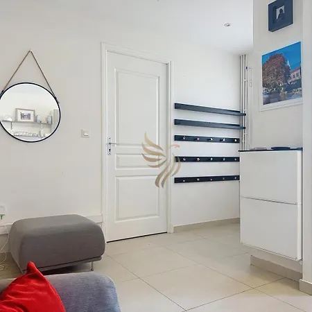 T3 Private Garden 2 Steps From The Center-clim 公寓