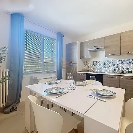 T3 Private Garden 2 Steps From The Center-clim Apartment Saint-Raphael (Var)