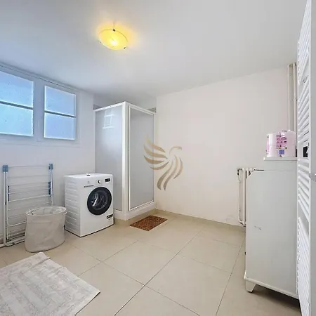 T3 Private Garden 2 Steps From The Center-clim Apartment *