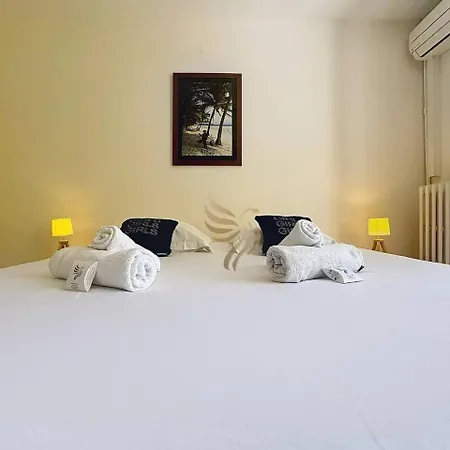 Apartment T3 Private Garden 2 Steps From The Center-clim Saint-Raphael (Var)