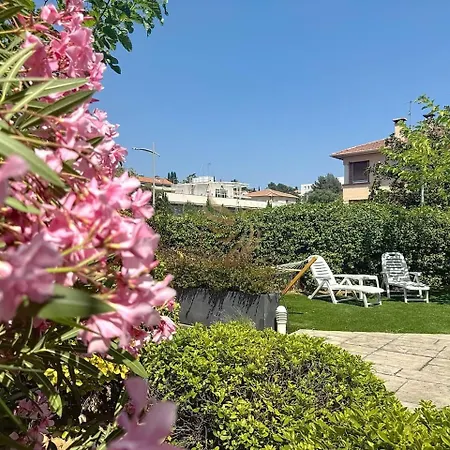 Apartment T3 Private Garden 2 Steps From The Center-clim *
