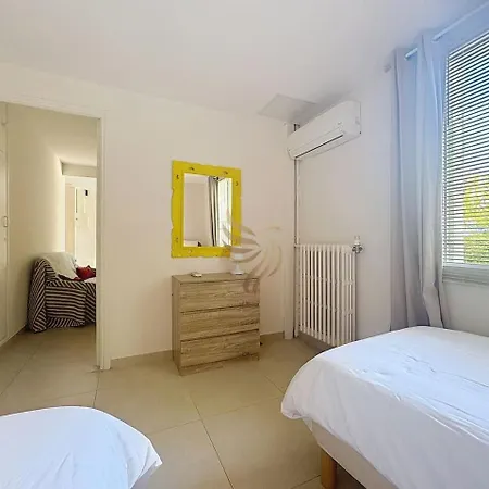 公寓 T3 Private Garden 2 Steps From The Center-clim Saint-Raphaël